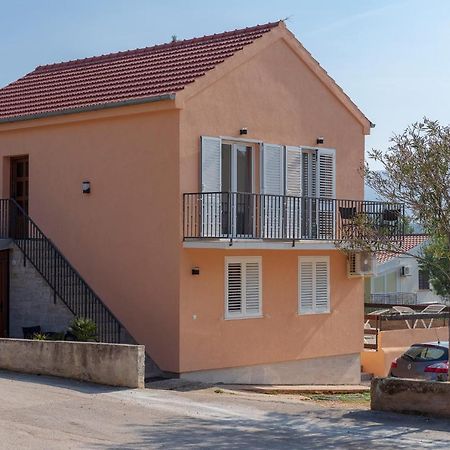 Antonella Apartment Врбоска Екстериор снимка