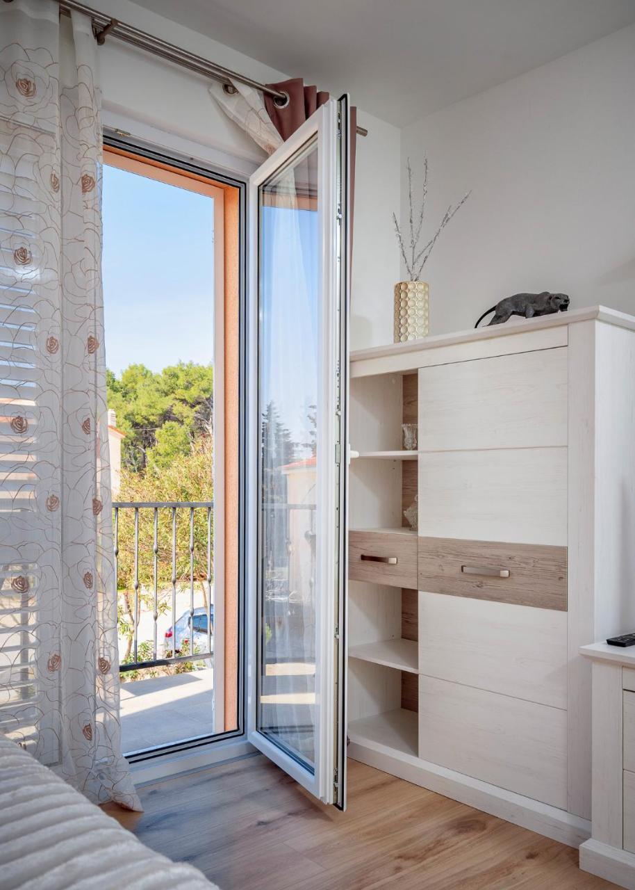 Antonella Apartment Врбоска Екстериор снимка