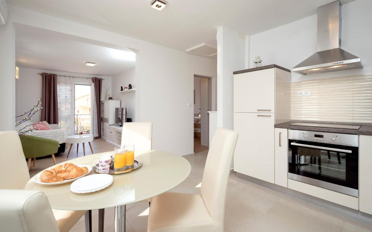 Antonella Apartment Врбоска Екстериор снимка