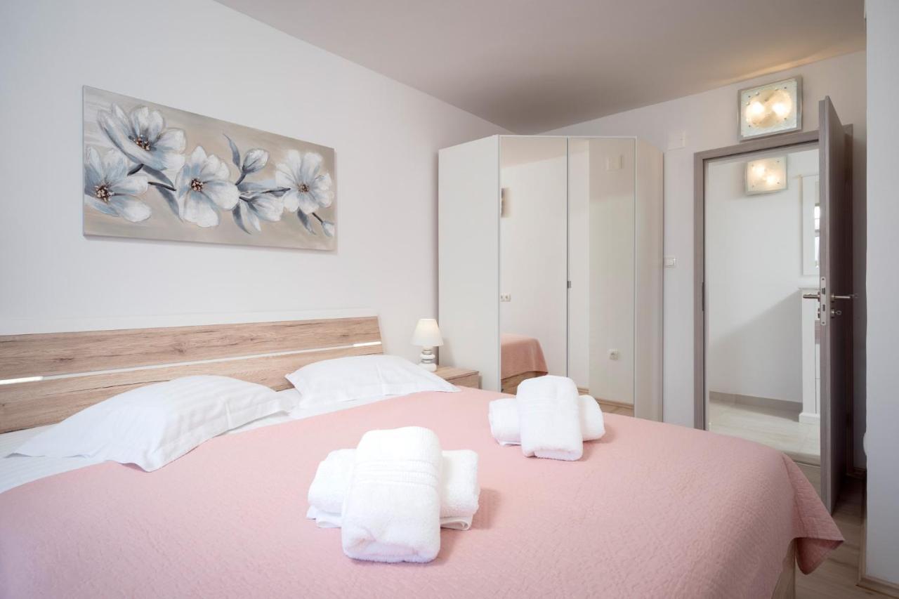 Antonella Apartment Врбоска Екстериор снимка